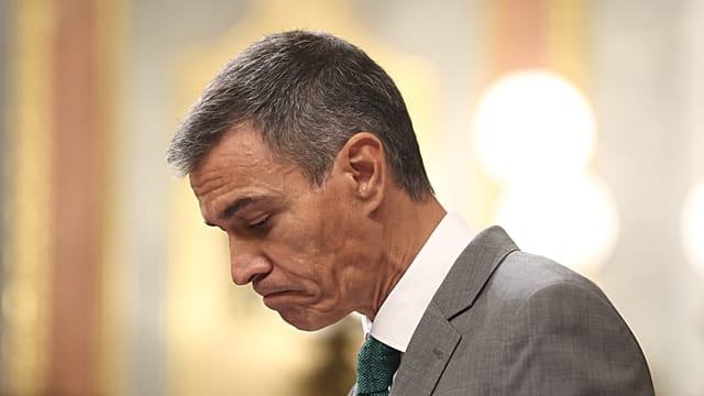 Spanish PM defends handling of Ceuta crisis, refuses to pin Morocco