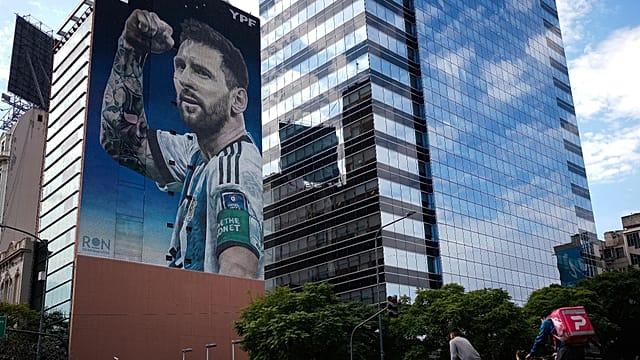 Les fans de Messi entre tristesse et gratitude à l'annonce de sa retraite